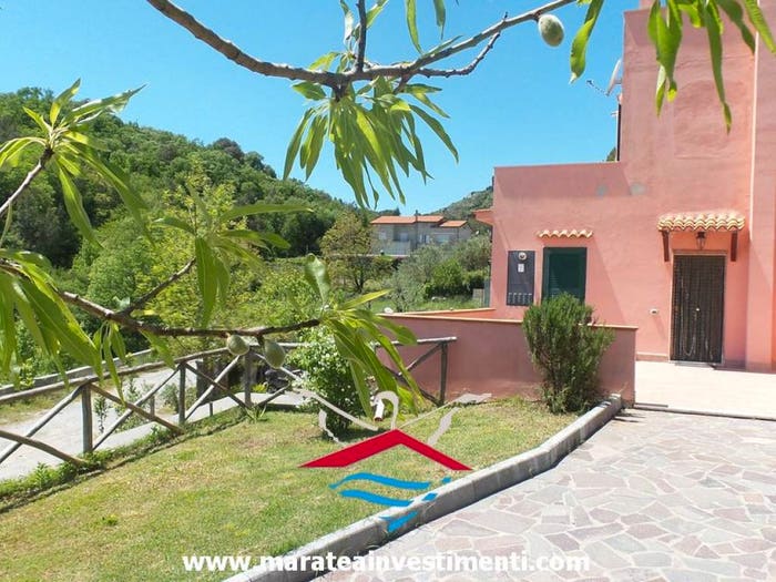 Casa trilocale in vendita in Via Massa Pizarrone, Massa, Maratea