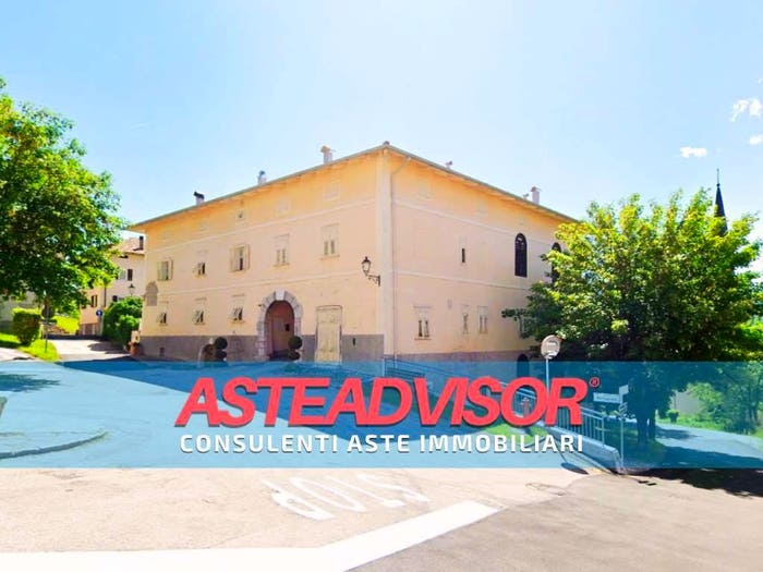 Casa con 6 locali in vendita in Piazza Bertagnolli, Ronzone