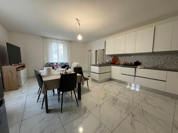 Casa con 6 locali in vendita in Villanova, Forlì