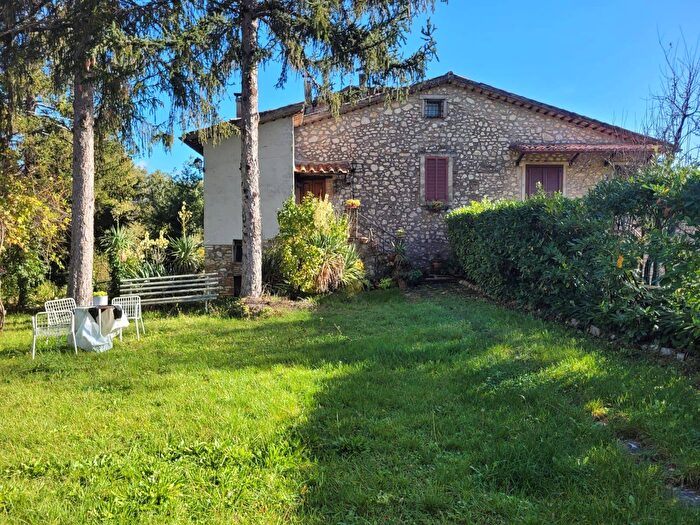 Casa con 7 locali in vendita in Via Sabboni, Greccio