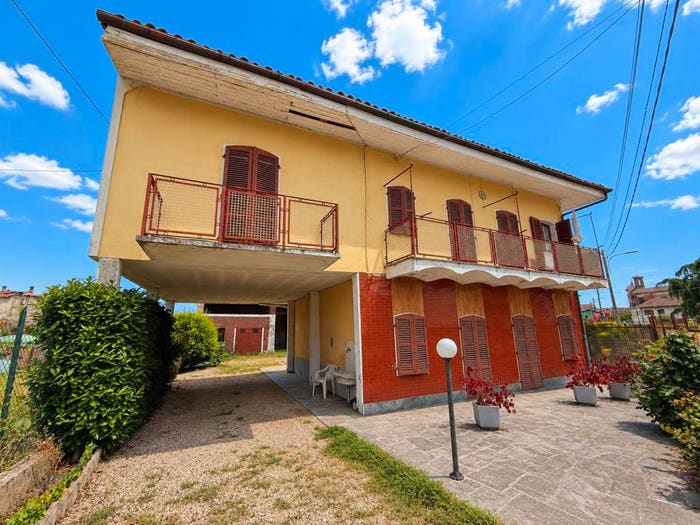 Casa con 6 locali in vendita in Via Torino, Centro, Castagnole Piemonte