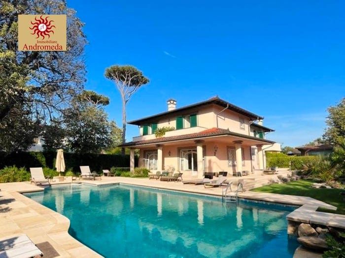 Casa con 6 locali in vendita in Via Giuseppe Mazzini, Centro, Forte dei Marmi