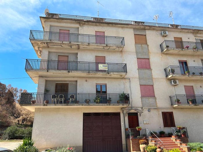 Appartamento con 5 locali in vendita in Via Aldo Moro, Alimena