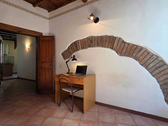 Appartamento con 5 locali in vendita in Sacrario Piazza della Rocca, Viterbo