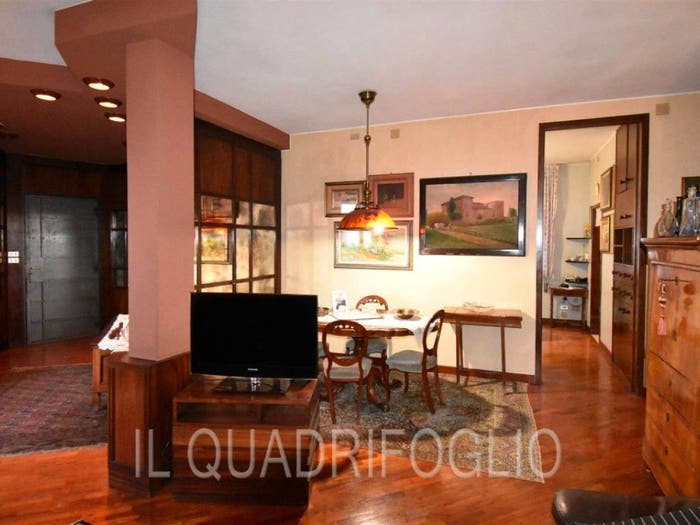 Casa con 5 locali in vendita in Monte Osservanza, Cesena