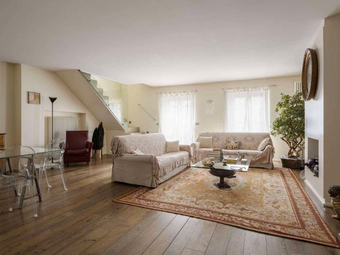 Appartamento con 6 locali in vendita in via Santa Croce, Centro Storico, Moncalieri