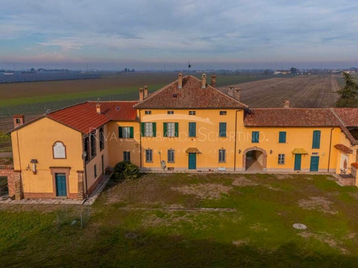 Casa con 6 locali in vendita in Via Molinara in Cascinagrossa, San Giuliano Nuovo San Giuliano Vecchio, Alessandria