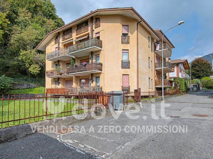 Appartamento trilocale in vendita in Via Bono da Castione, Centro, Clusone