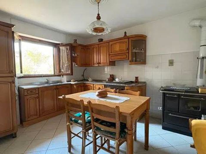 Casa quadrilocale in vendita in Neighbourhood La Pace Staggiano, La Pace Staggiano, Arezzo