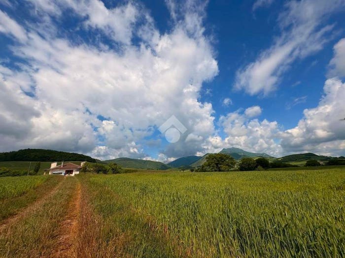 Casa trilocale in vendita in Località Serra S Facondino, Sassoferrato