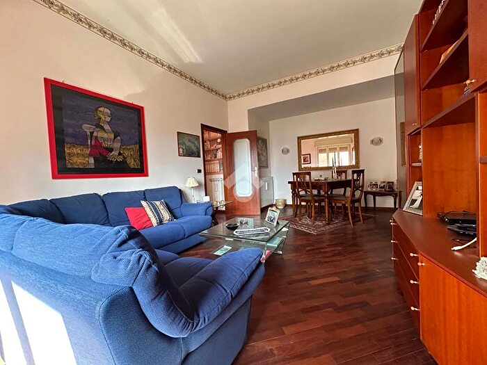 Appartamento trilocale in vendita in Eremo Condera Diramazione Postorino, Reggio Calabria