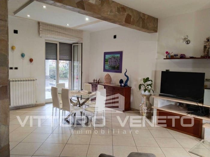 Appartamento con 5 locali in vendita in Via Sandro Botticelli, Licinella Torre Di Paestum, Capaccio Paestum