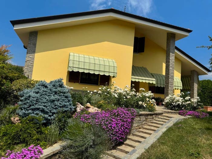 Casa con 6 locali in vendita in Via Giovanni Falcone, Stadio, Asti