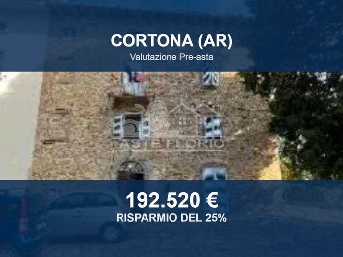 Casa con 6 locali in vendita in Centro abitato Pietraia, Pietraia, Cortona