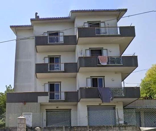 Appartamento con 6 locali in vendita in Via Emilio Matucci, Centro, Atri