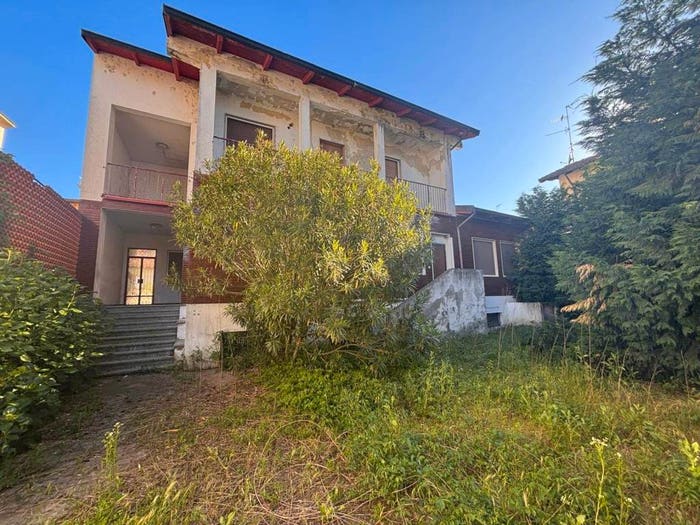 Casa con 5 locali in vendita in Vicolo della Roggia, Centro, Garlasco