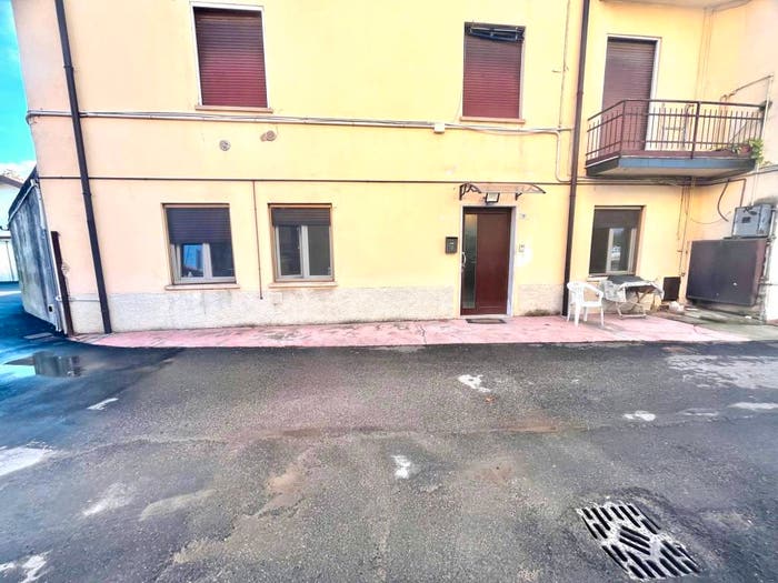 Appartamento quadrilocale in vendita in Bassone, Verona