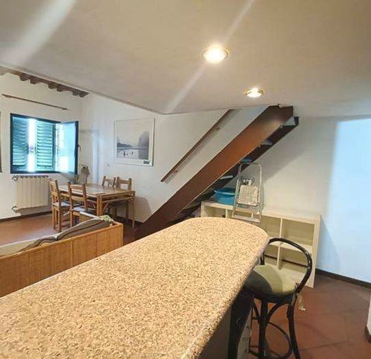 Appartamento quadrilocale in vendita in Borgo Ognissanti, Borgo Ognissanti Il Prato, Firenze