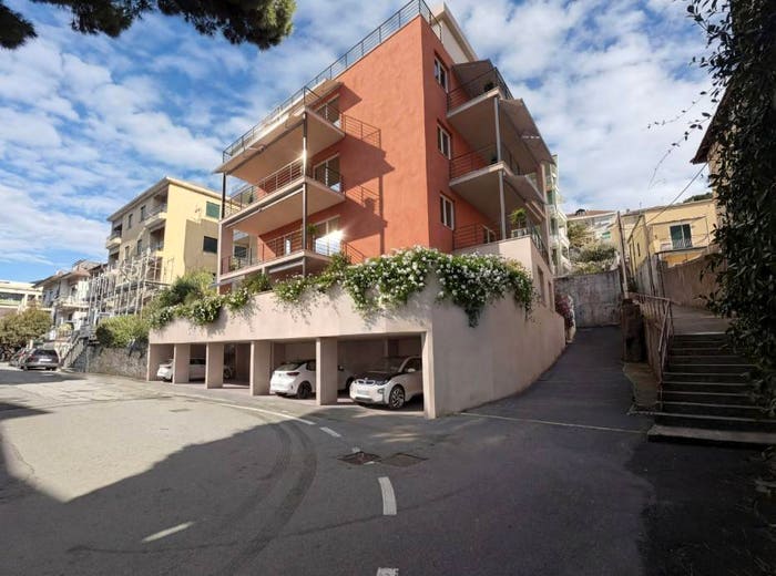 Appartamento trilocale in vendita in Via Torre, Celle Ligure Pecorile, Celle Ligure