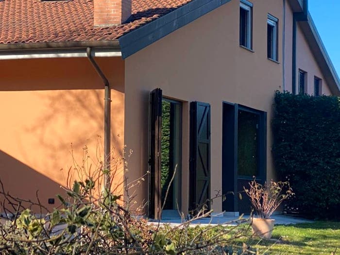 Casa con 6 locali in vendita in Tre Monti, Imola