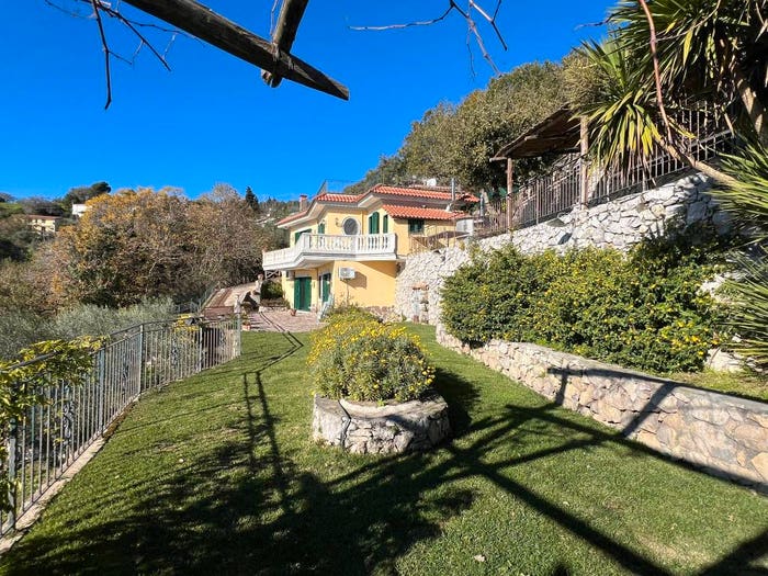 Casa con 6 locali in vendita in Centro, Massa Lubrense
