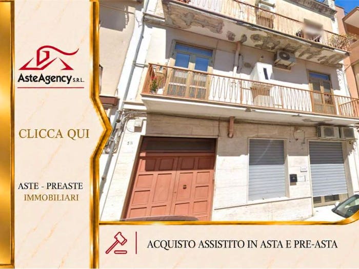 Appartamento trilocale in vendita in Via Lombardia, Commenda, Brindisi