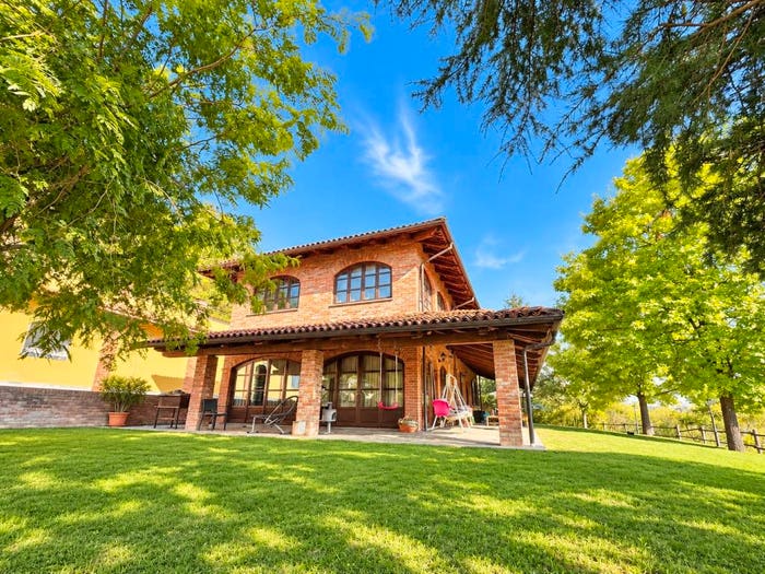 Casa con 6 locali in vendita in Località Variglie, Corso Alba Variglie, Asti