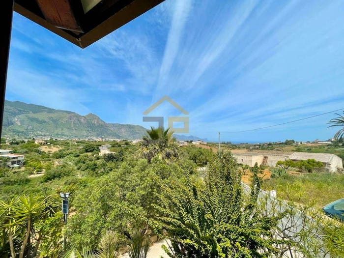 Casa quadrilocale in vendita in Contrada Bosco d'Alcamo, Alcamo Marina, Alcamo