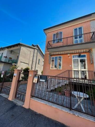 Casa quadrilocale in vendita in Via della Lega Lombarda, Via Modena, Ferrara