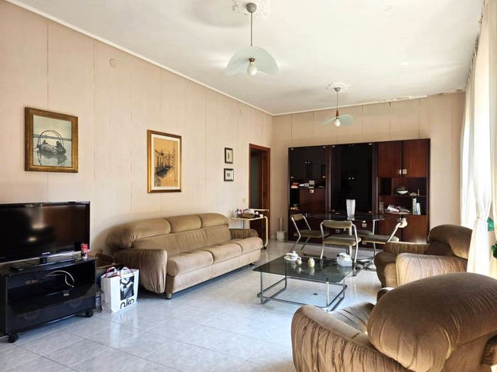 Casa con 5 locali in vendita in Via Vittorio Emanuele, Quartu, Quartu Sant'Elena