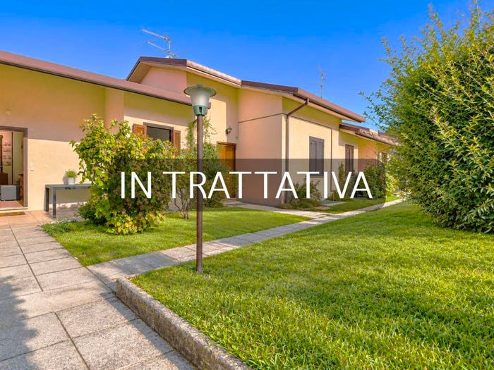 Casa bilocale in vendita in Via Cesare Cantù, Nava, Colle Brianza