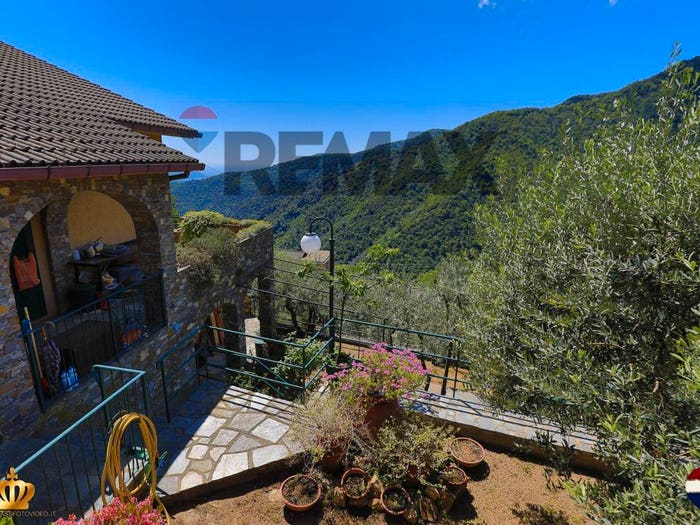 Casa con 5 locali in vendita in Passo Campetti, Testana, Avegno