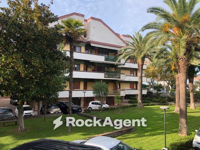 Appartamento quadrilocale in vendita in Viale Alcione, Centro, Francavilla al Mare