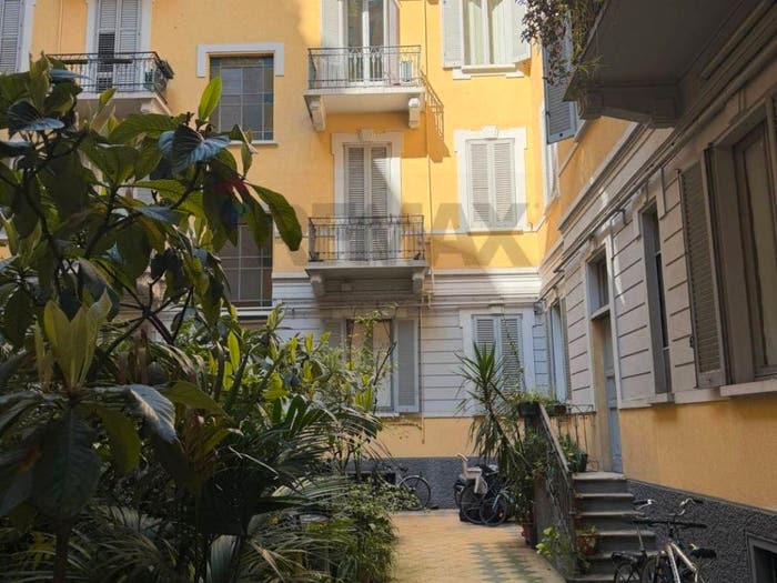 Appartamento bilocale in vendita in VIA LUIGI SETTEMBRINI, Centrale, Milano