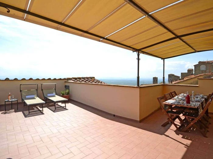 Appartamento trilocale in affitto in Via Nazionale, Centro, Cortona