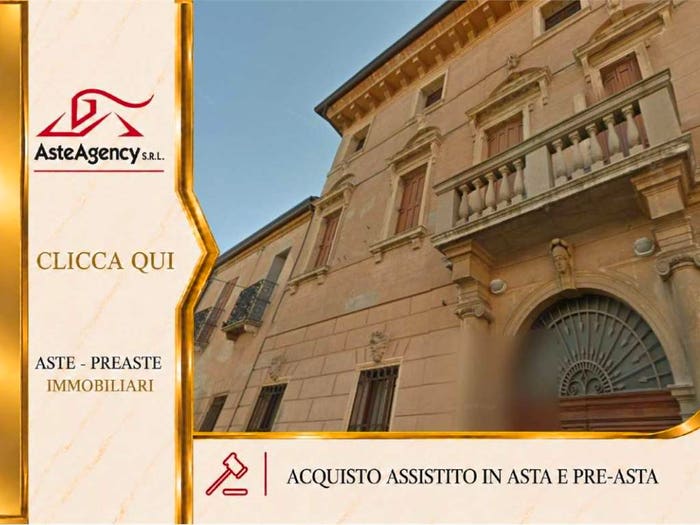 Casa con 6 locali in vendita in Via s rocco, Centro, Badia Polesine