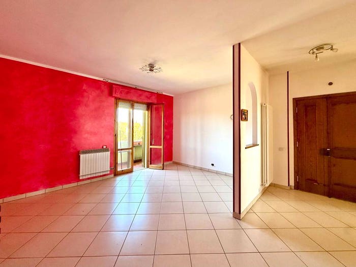 Appartamento con 6 locali in vendita in Piazza Giovanni Pascoli, Centro, San Quirico d'Orcia