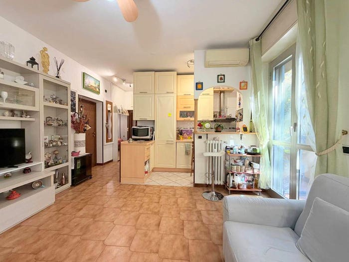 Appartamento bilocale in vendita in Viale Omero, Corvetto, Milano