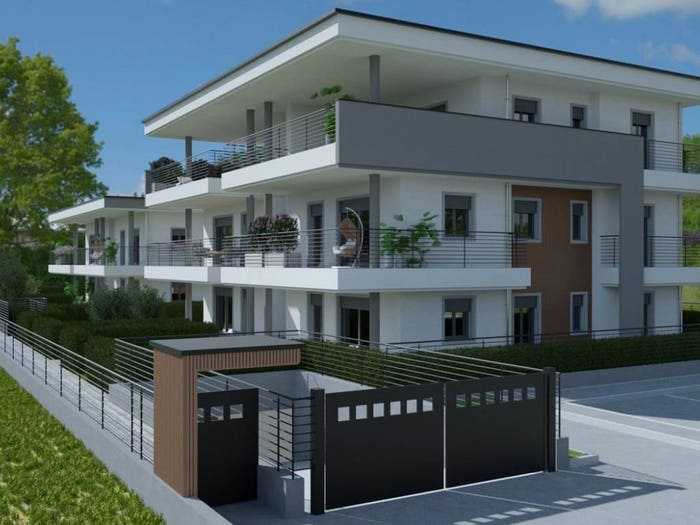 Appartamento trilocale in vendita in Via Colombo, Centro, Camparada
