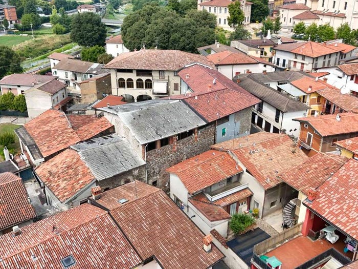 Casa con 5 locali in vendita in via Santa Maria Elisabetta, Palosco