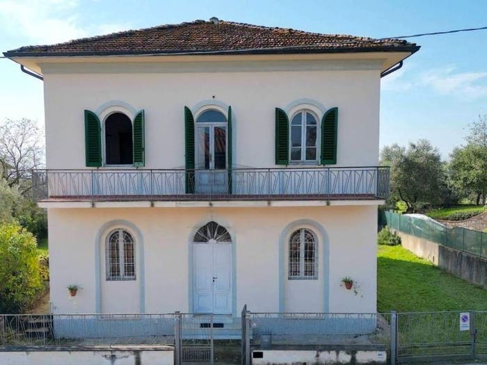 Casa con 6 locali in vendita in Via di Belvedere, Gragnano Lappato, Capannori
