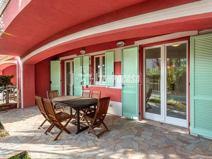 Appartamento trilocale in vendita in Via Giovanni XXIII, Centro, Sirolo