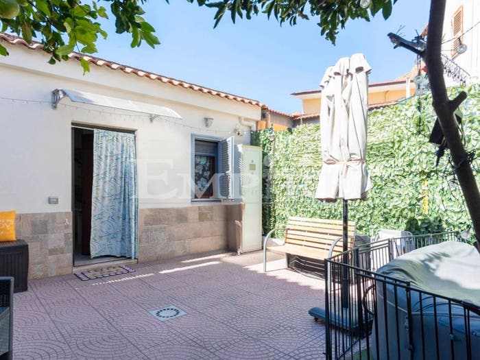 Casa bilocale in vendita in Via Provinciale Montagna Spaccata, Soccavo, Napoli