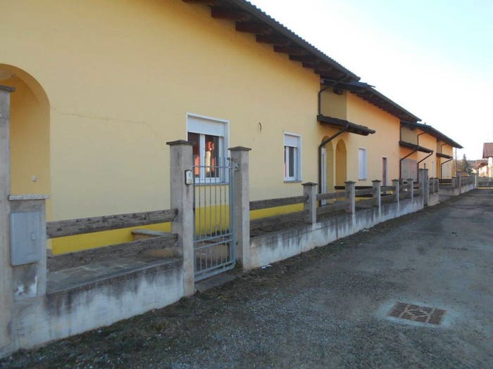 Casa quadrilocale in vendita in Via Borgomasino, Moncrivello