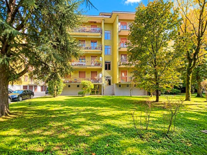 Appartamento trilocale in vendita in Via Battisti, Centro, Pandino