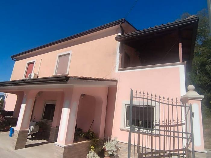 Casa con 6 locali in vendita in Via Cerasete, Sant'Ambrogio sul Garigliano
