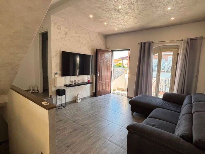 Casa con 6 locali in vendita in Via Giovan Battista Lulli, Zona Valcanneto Ceri Borgo San Martino, Cerveteri