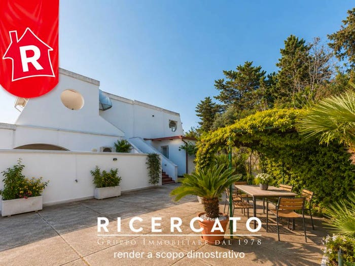 Casa quadrilocale in vendita in Via Tabiano, San Cataldo, Lecce