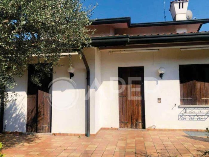 Casa con 6 locali in vendita in Via santo stefano, Noventa, Noventa Padovana