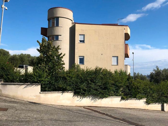 Casa con 6 locali in vendita in Via Ferdinando II di Borbone Montalto Uffugo CS Italia, Montalto Uffugo